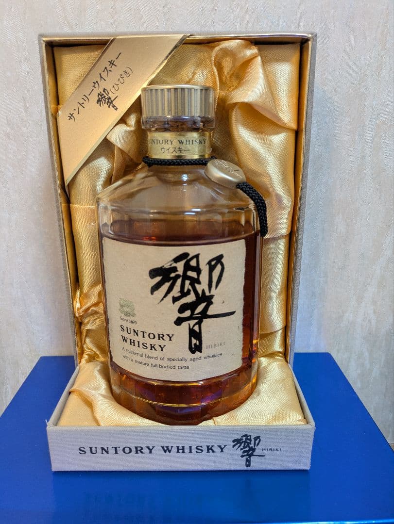 【値下げ】古酒/未開栓　750　ウイスキー響　ノンエイジ　金キャップ　裏金ラベル