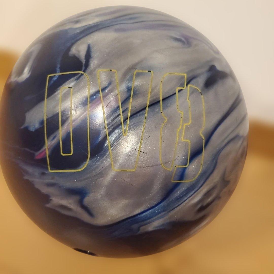 DV8 VIOLENT COLLISION15ポンド ボウリングボール