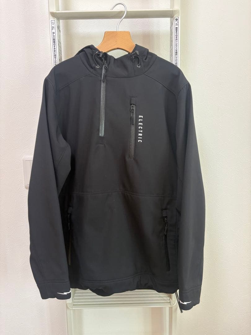 ウェア ELECTRIC WATER REPELENT TECH HOOD