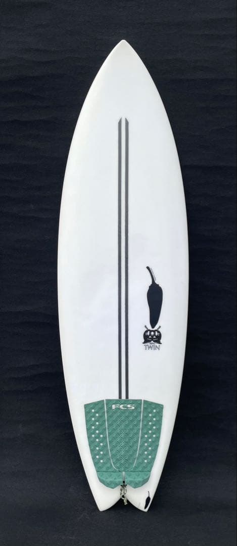 チリサーフボード ペッパーツイン　EPS 小波最強　ツインテック