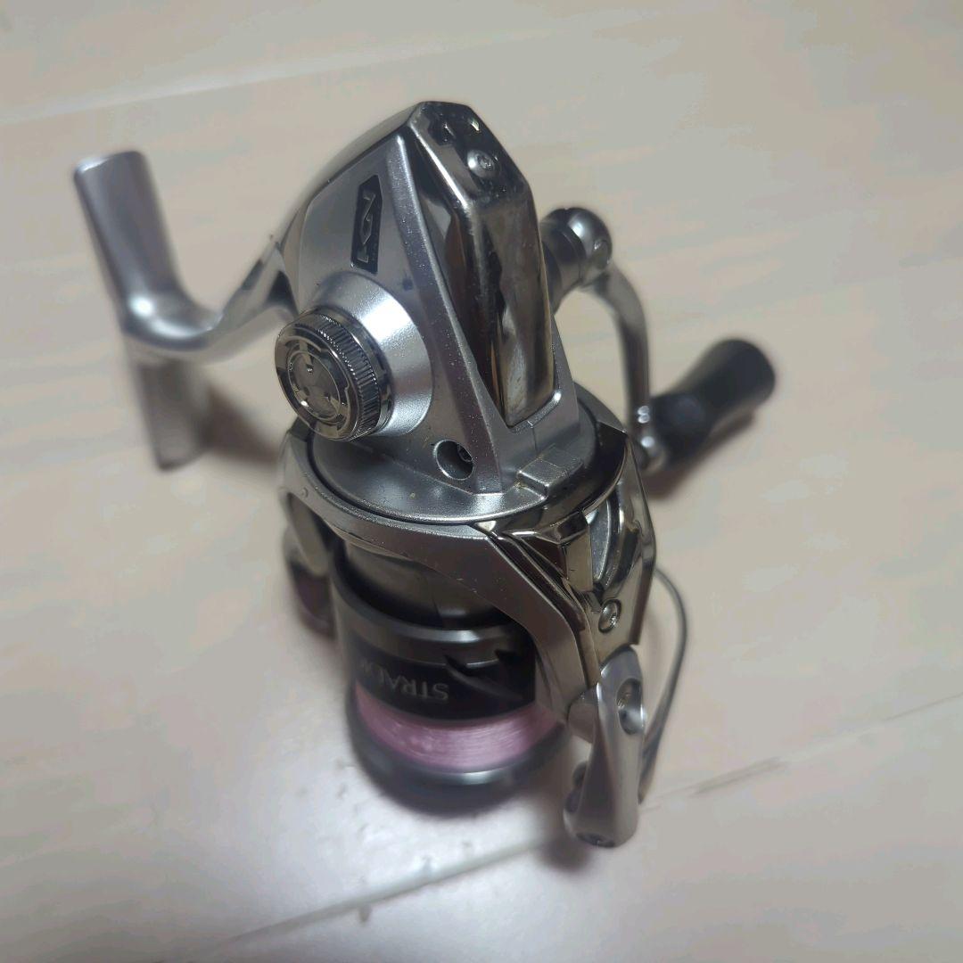 シマノ 15 ストラディック C2000HGS SHIMANO STRADIC