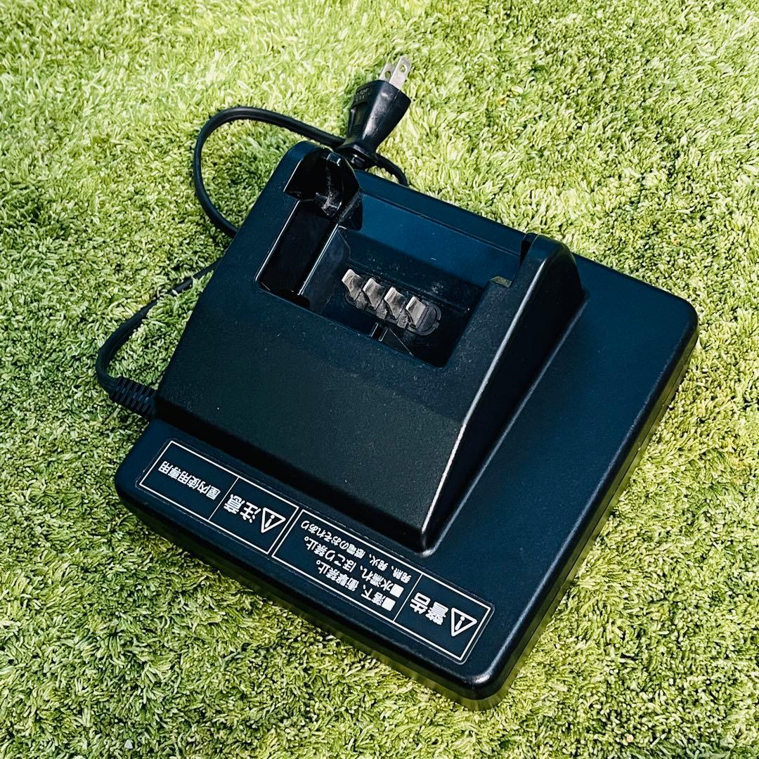 パナソニック 電動自転車 バッテリー用 充電器　 NKJ074Z2 動作品