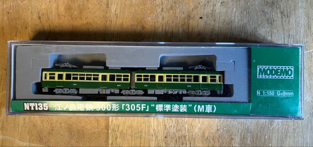 MODEMO NT135江ノ島電鉄300形「305F」\