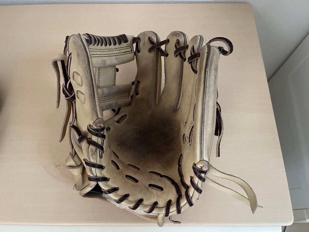 ミズノプロ　軟式グローブ クリーム色 収納袋付き