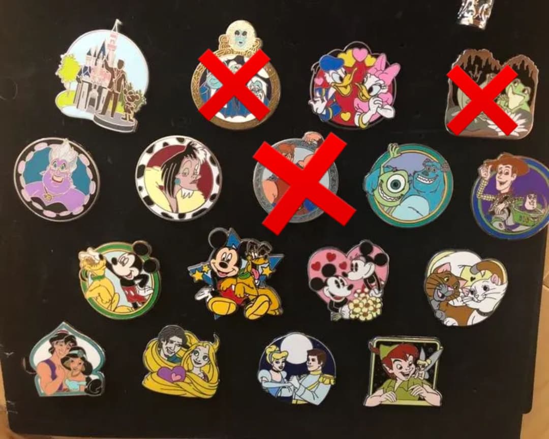 ディズニー　ピンズ　ピンバッジ