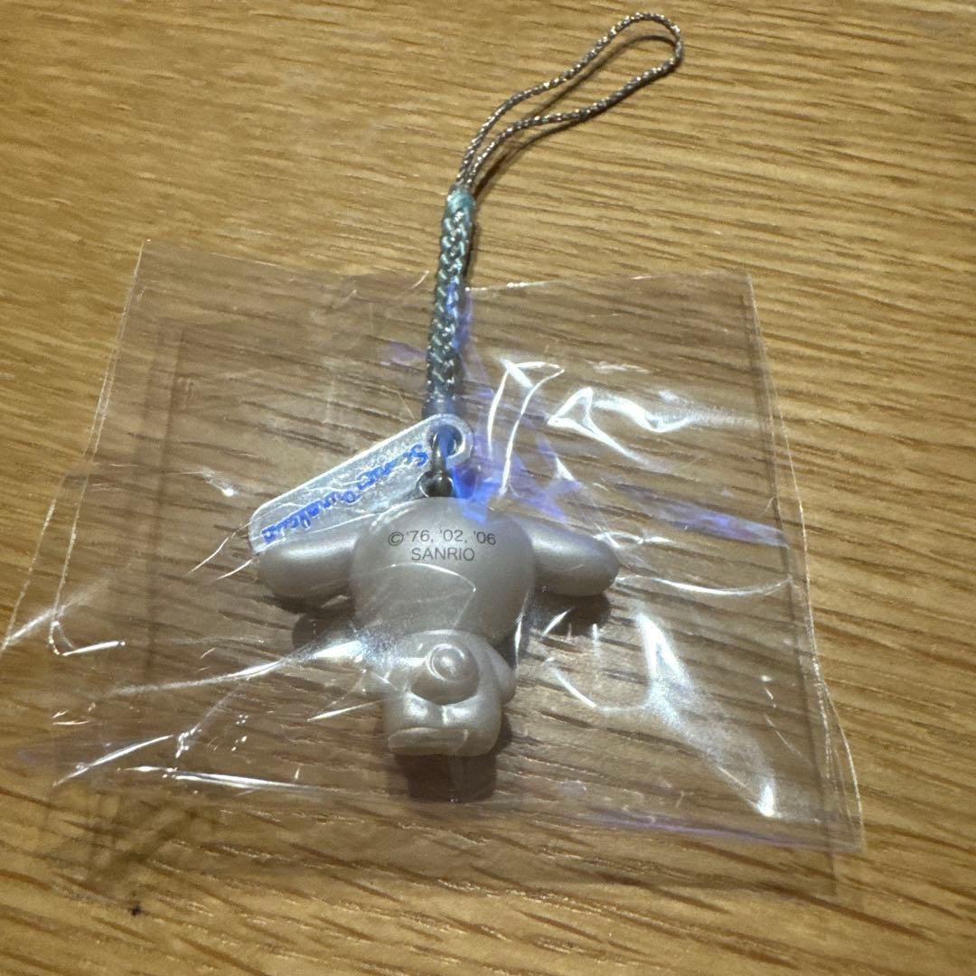 かぶりんぼキティ　シナモロール☆バッドばつ丸☆根付け ストラップ