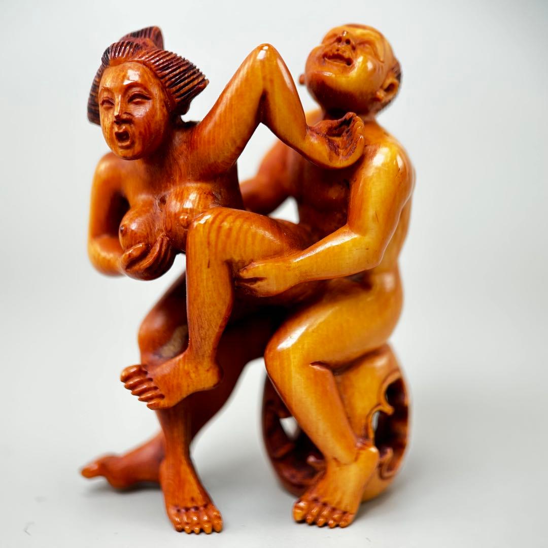 浮世絵人間の形 極上根付天然素材アンティーク骨董　飾り物　古美術　置物細密細工