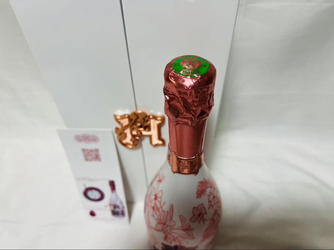 HOXXOH オックス ルビー　ロゼ　ルミナス　シャンパンボトル　箱付　未開封