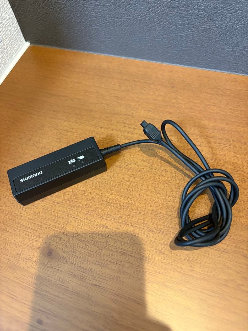SHIMANO 11速 Di2 充電器