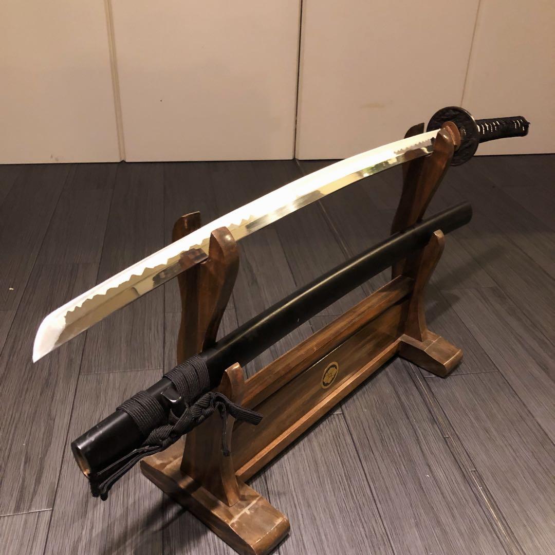 高級模造刀　居合刀　優波紋　黒拵え　太刀
