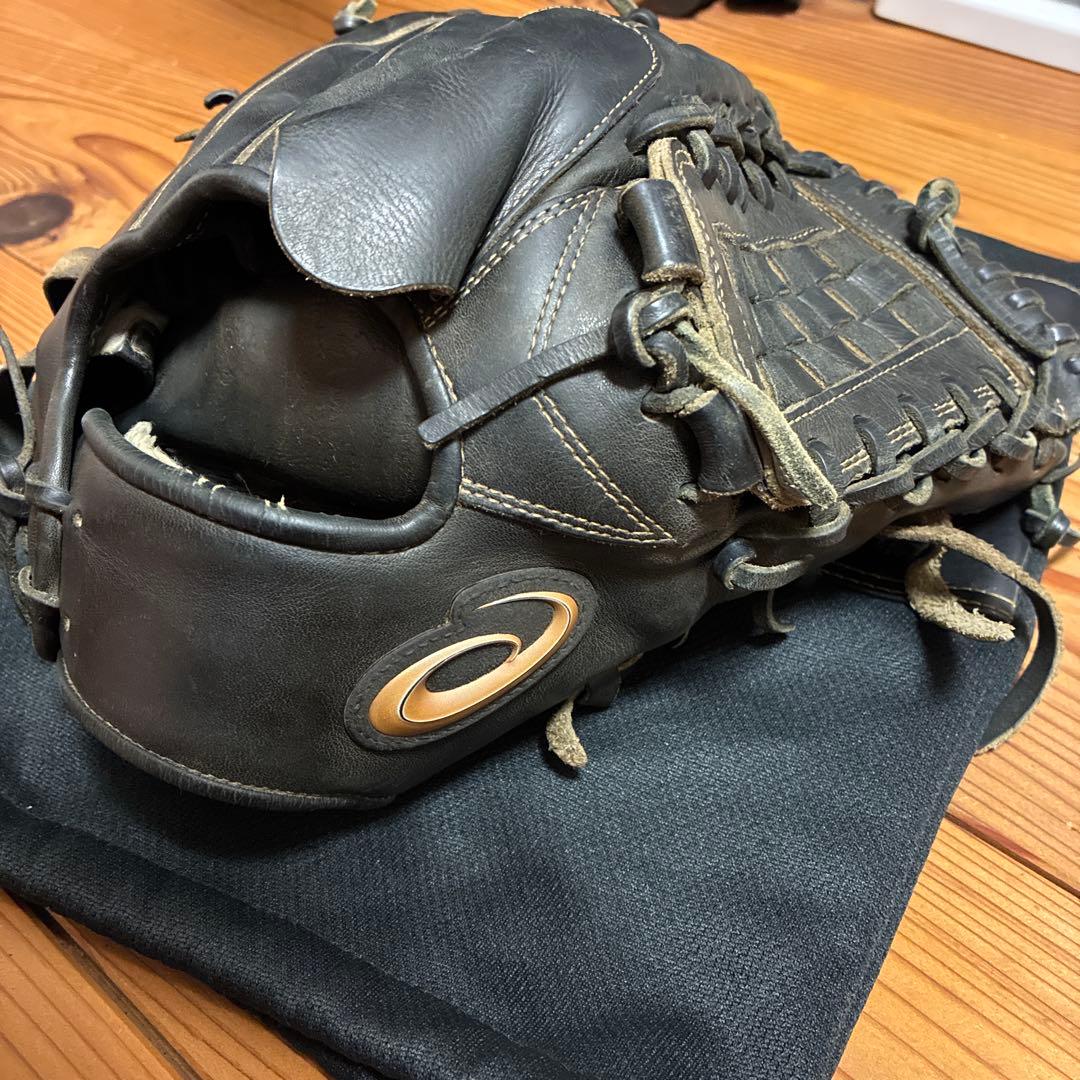硬式用ピッチャーグローブ　アシックス