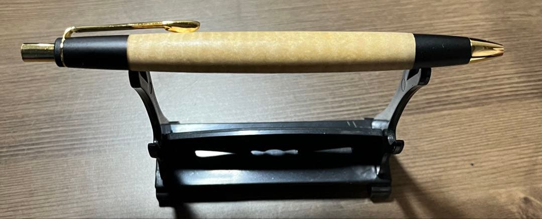 ボナンペン 栃 縮杢 アルミ金具