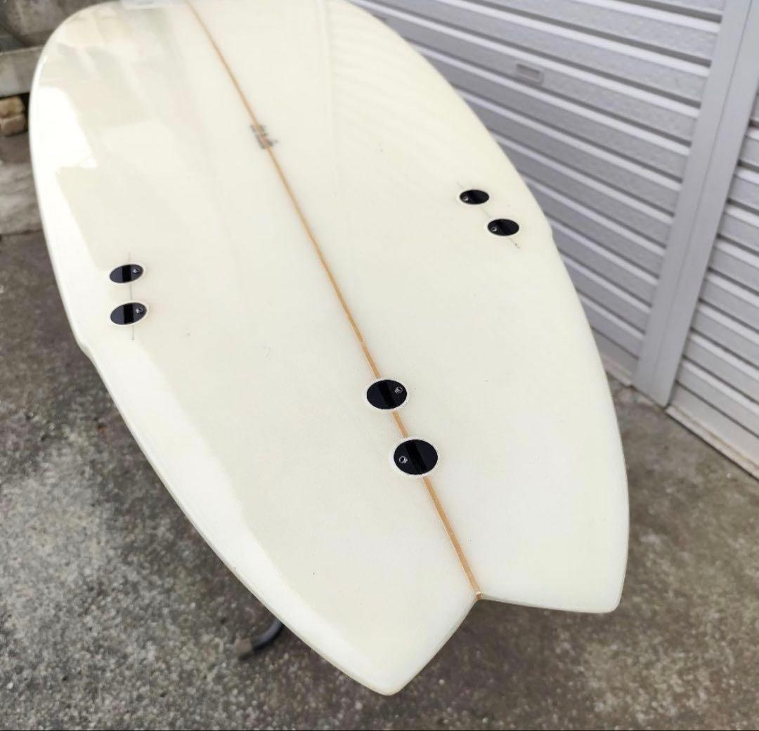 小波用　サーフボード　5’11 ショートボード　32リッター