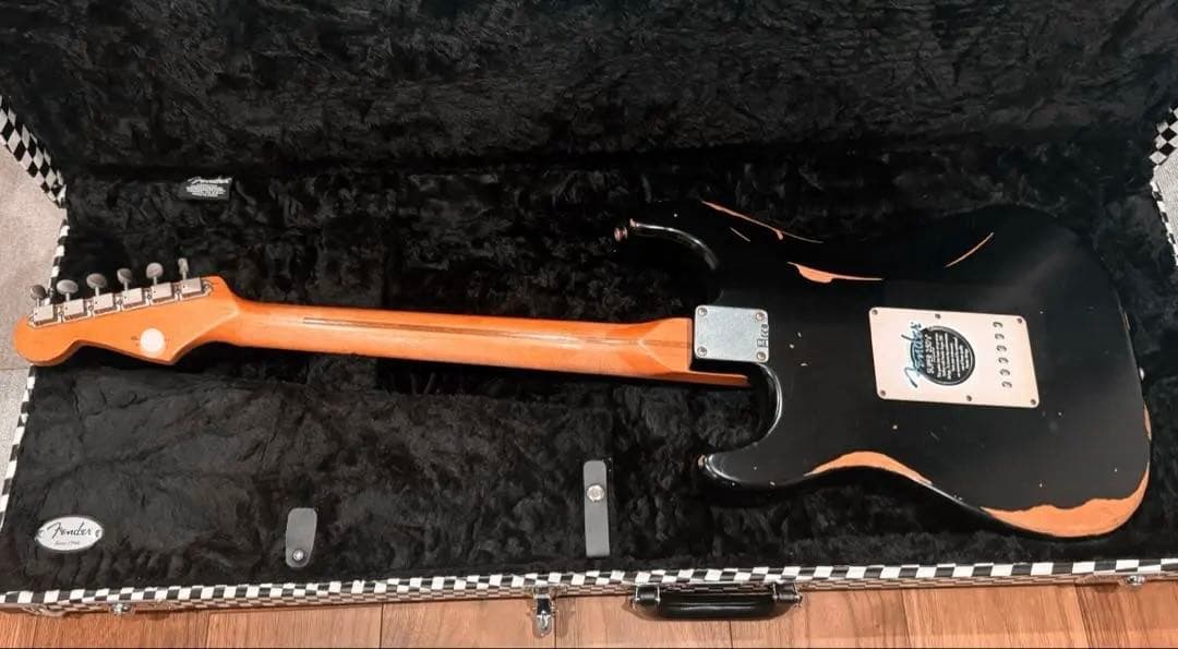 ★最終価格★本日まで★Fender roadworn ストラト　ハードケース付