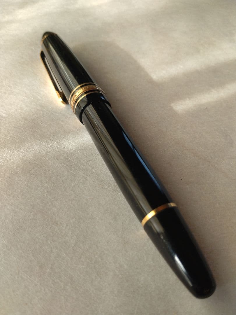 モンブラン(MONTBLANC)万年筆 マイスターシュテュック