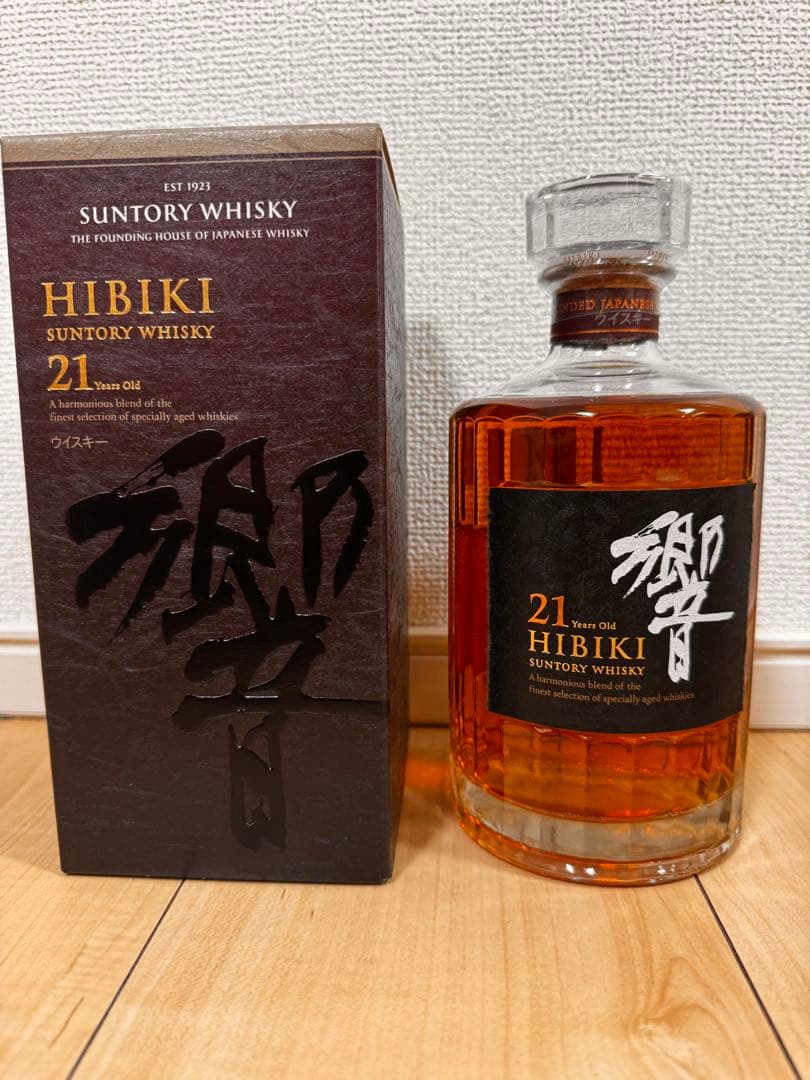 【新品】HIBIKI 21年 ウイスキー 700ml 箱入り