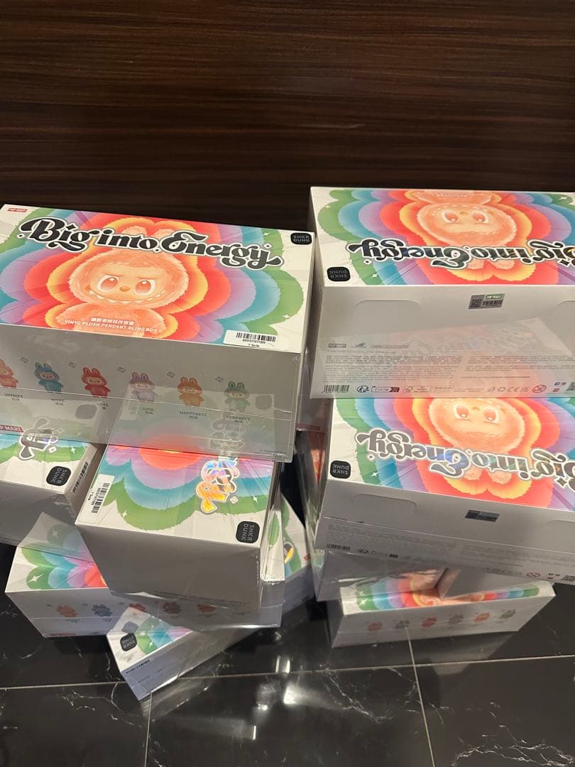 THE MONSTERS Labubu Big into Energy 6個