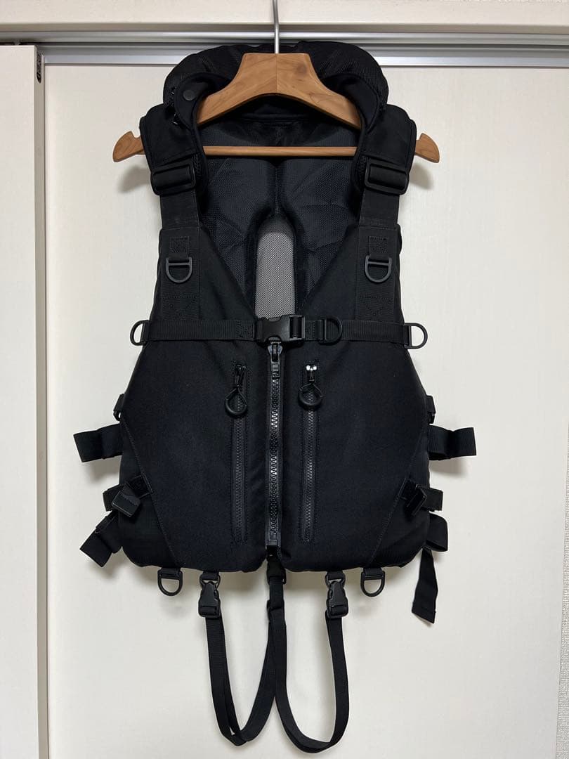 ジャッカル CIAN フィッシングベスト ブラック