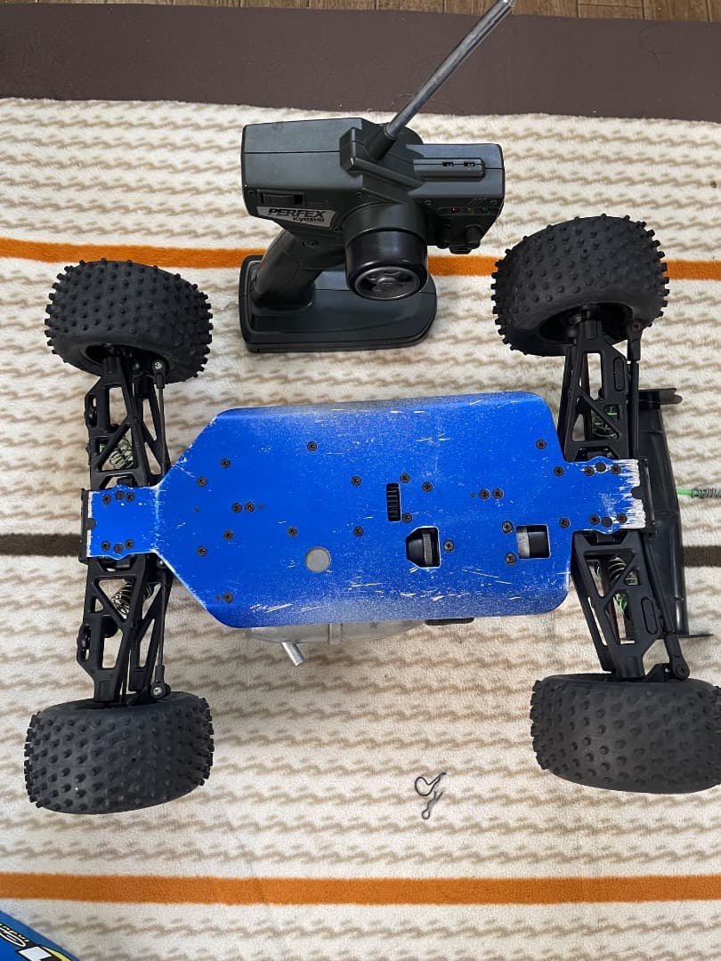 ホビーラジコン Kyosho nitro rc