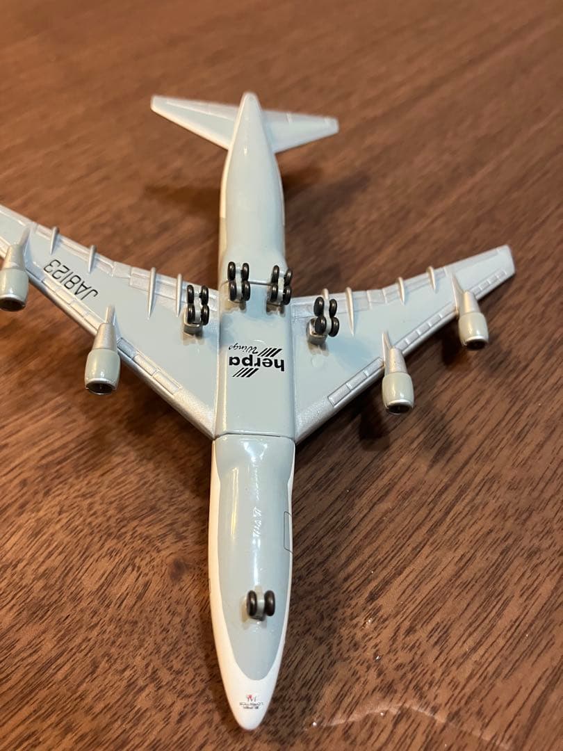 JAL ボーイング747 SUPER LOGISTICS JA8123