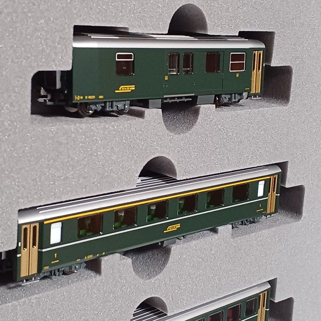 や*ま様 KATO Ge6/6 レーティッシュ・クロコダイル+アルプスの緑の客車
