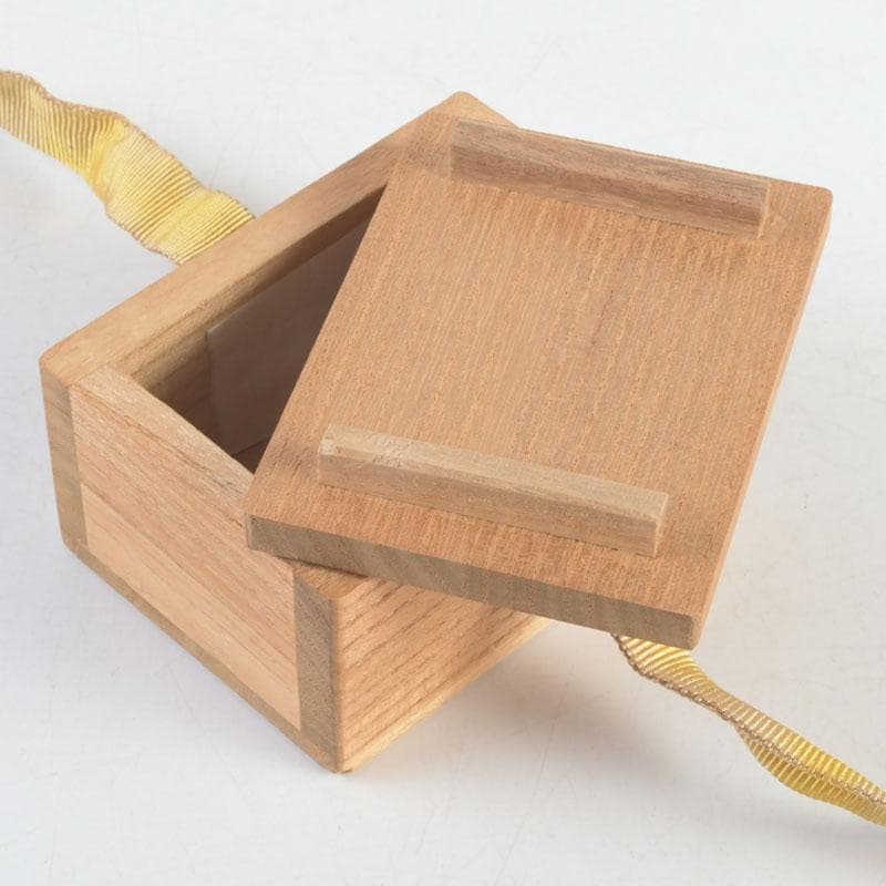 茶道具　萩焼　泥華窯造　坂田泥華　花香合　共箱　V　9729