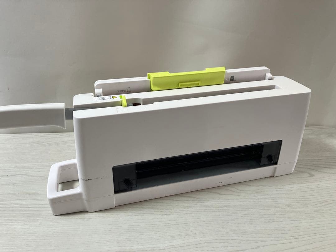 コンパクト断裁機 PK-213