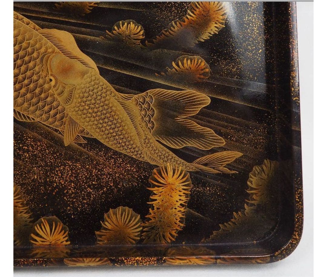 送料無料　江戸後期　蒔絵の名工７代山本春正（正徳）作　蝋色鯉画四角盆共箱本物保証