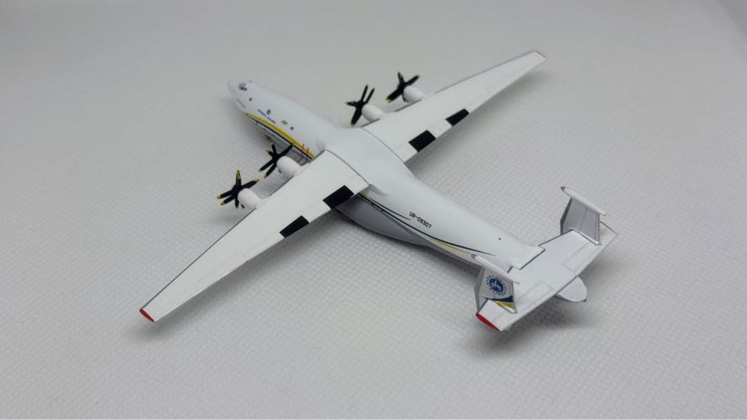 【訳アリ】Herpa アントノフ An-22A UR-09307 1/500