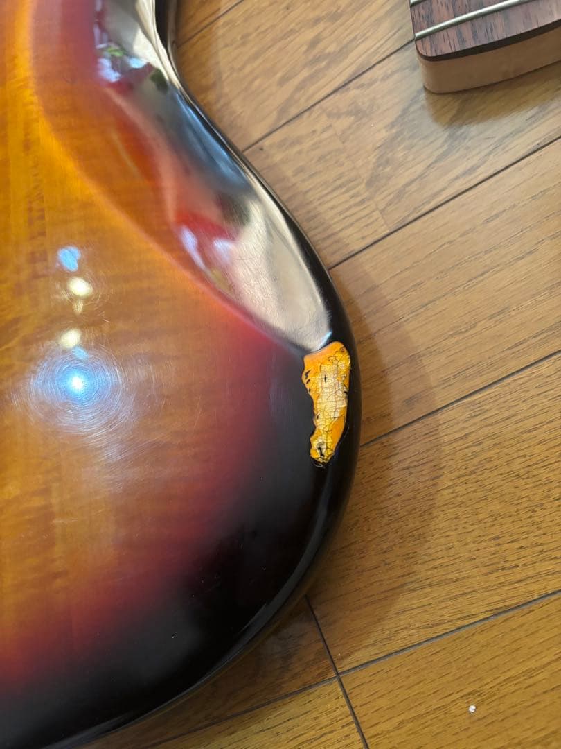 りょうフェンダースクワイア ジャガータイプベース美品