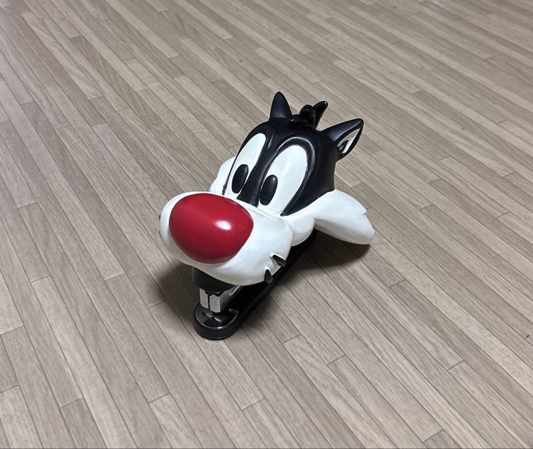 シルベスターのホチキス ステープラー 置物 ヴィンテージ