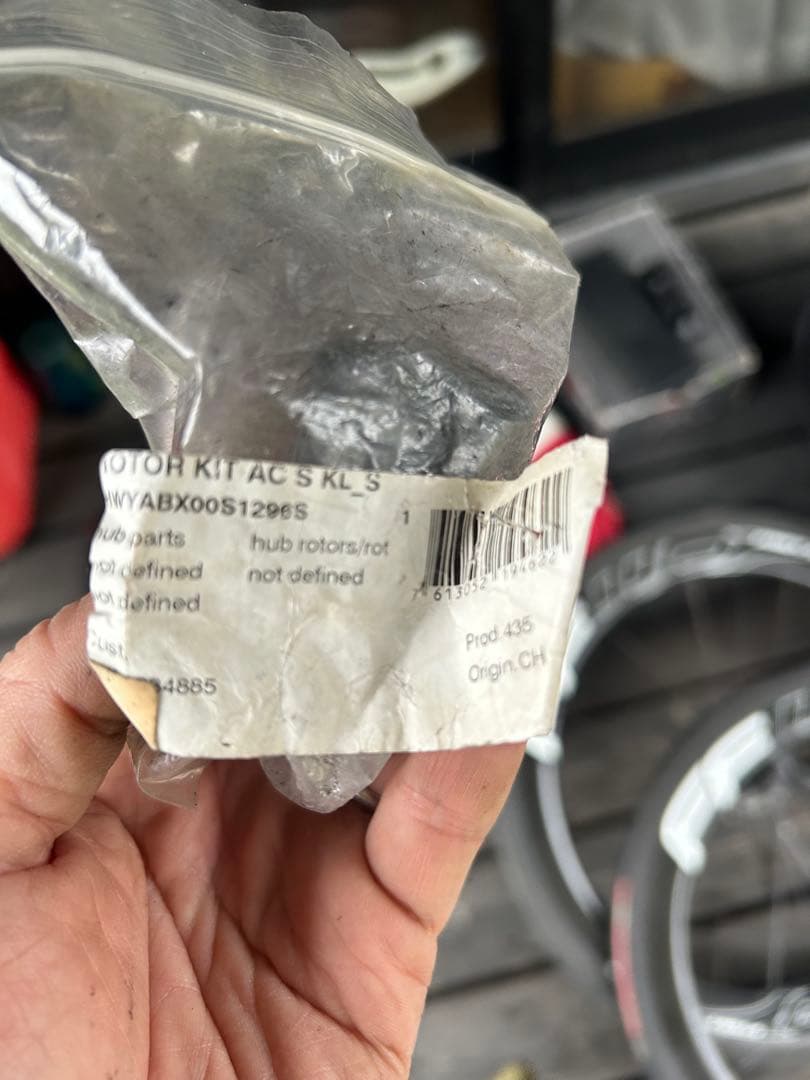 <りょー> FFWD F6R DT240sハブシマノフリーのむラボチューン