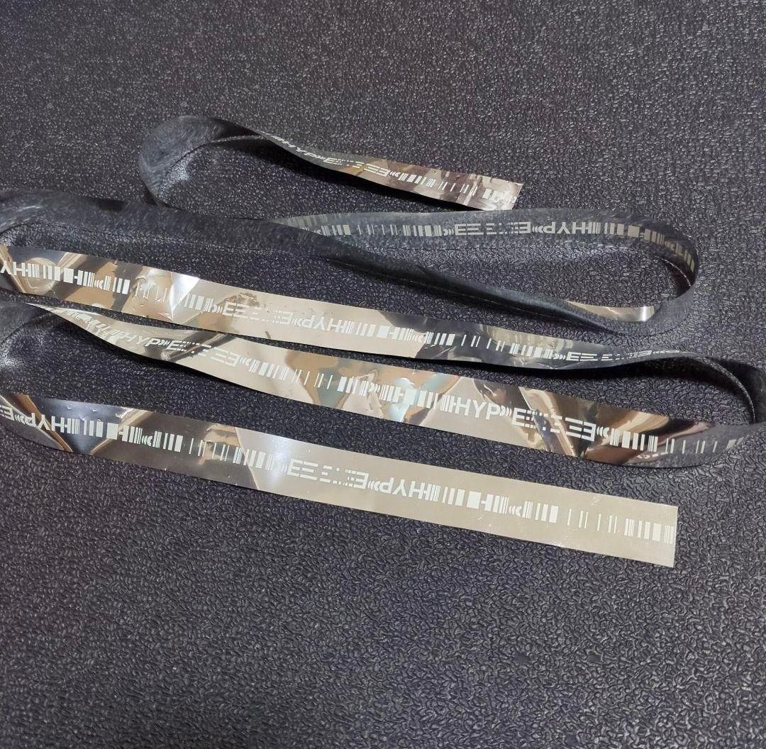 米津玄師　HYPE 銀テープ　ノーカット1本　約200cm