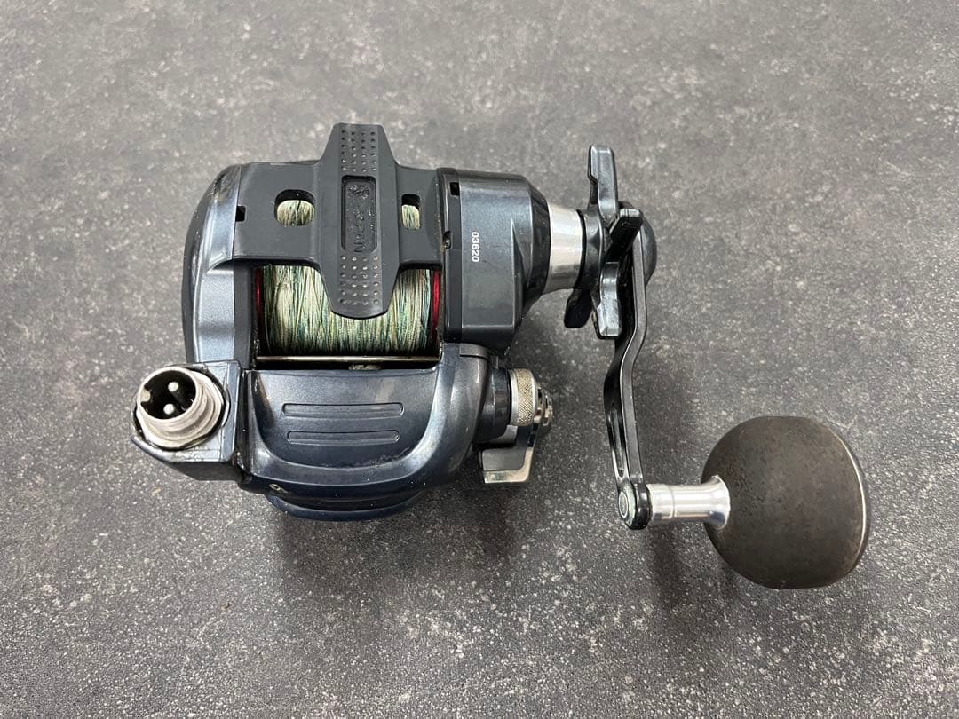 SHIMANO シマノ　PLAYS 3000 MUTEKI MOTOR