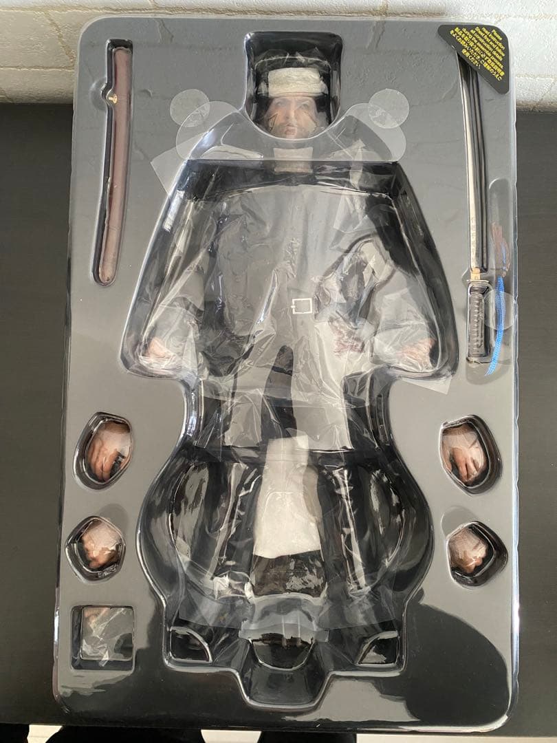 ウルヴァリン サムライ HOT TOYS ホットトイズ ムービーマスターピース