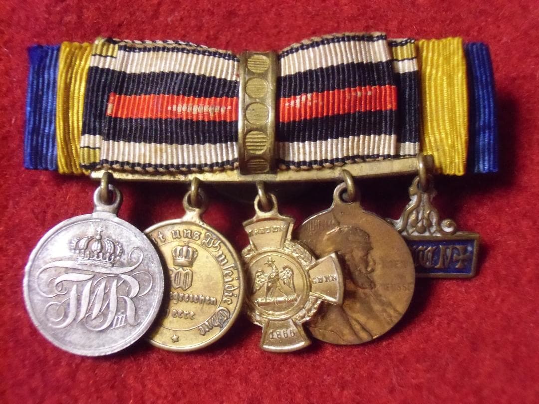 Ｗ帝政ドイツ軍/プロイセン王国＊５連ミニチュア襟用勲章（実物）