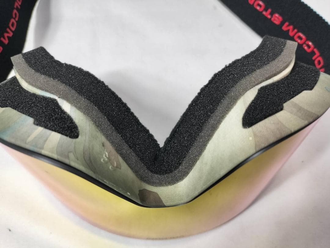 最上位モデル　ボルコム　　オデッセイ スノーゴーグル カモ　マグネット式