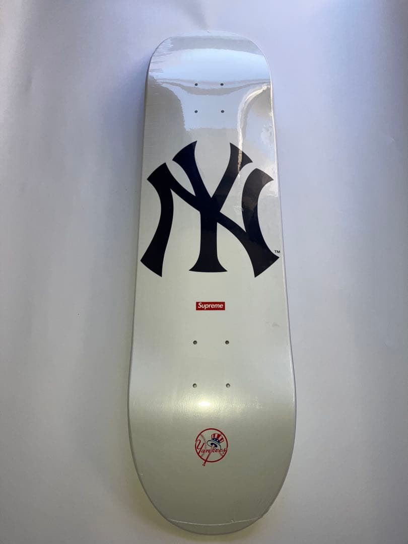 Supreme New York Yankees Skateboard 白