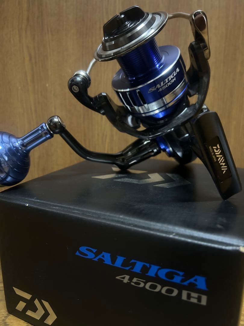 リール Daiwa SALTIGA 4500 H