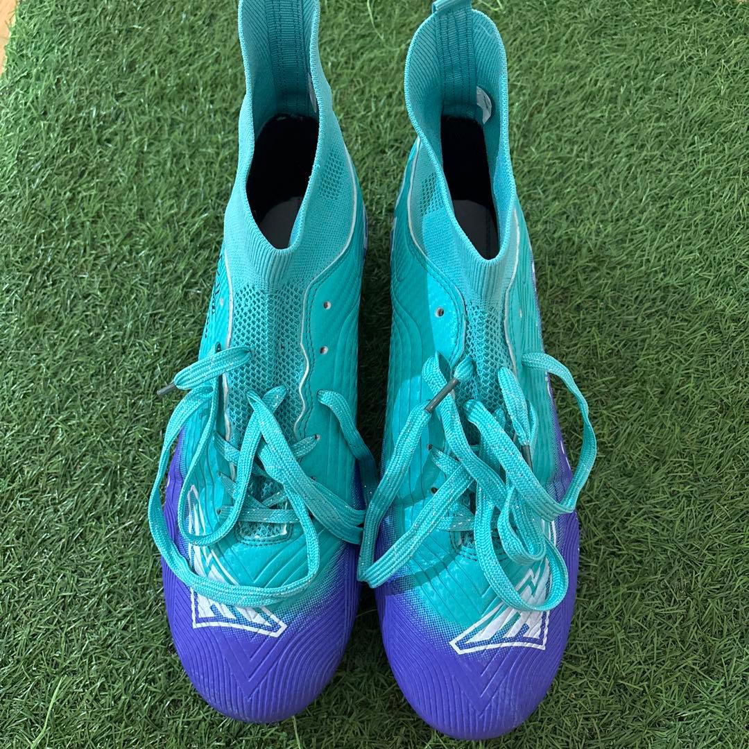 サッカースパイクAG CRのコラボ ハイカット