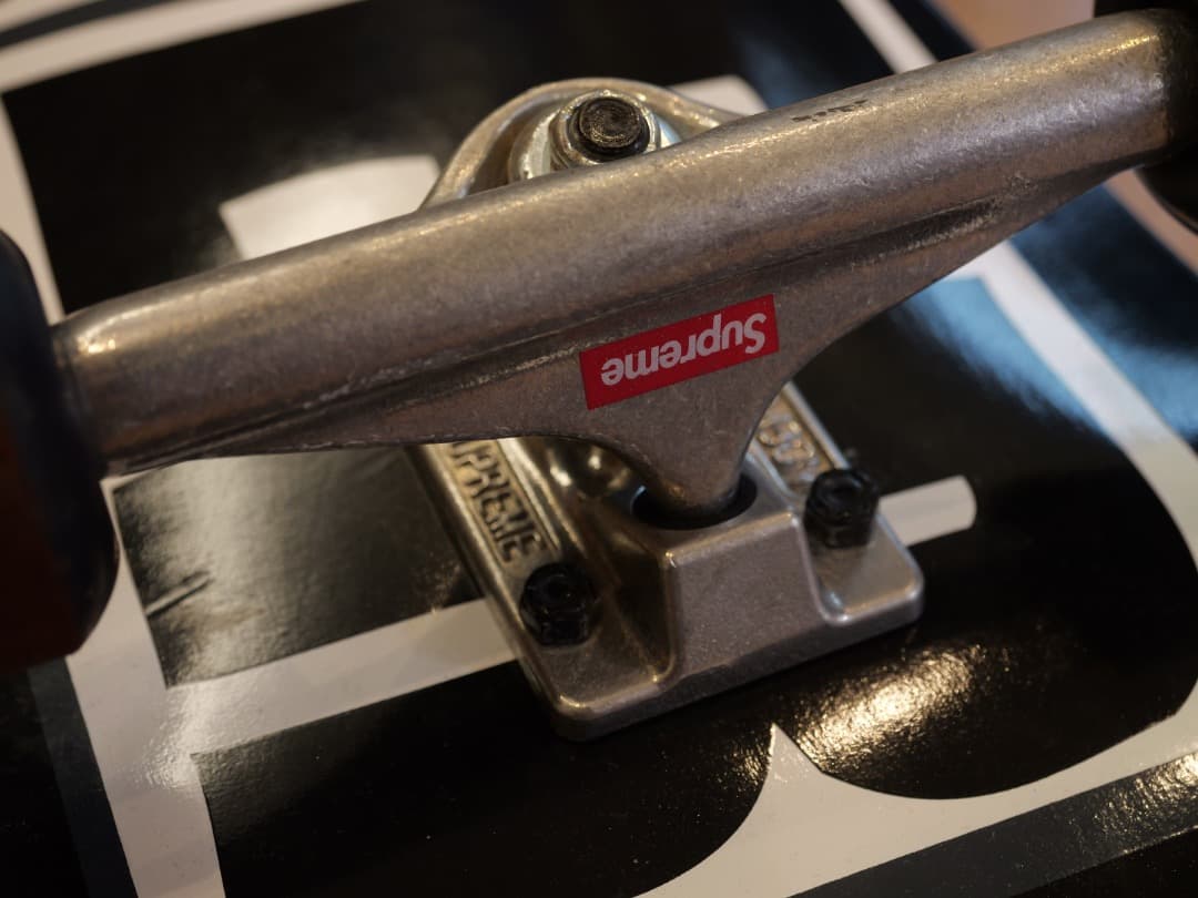 カスタムスケートボード Supreme × Baker コンプリートセット