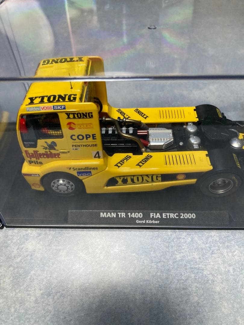 FLY SLOT 1/32 スロットカー ◆ MAN TR1400/メルセデス