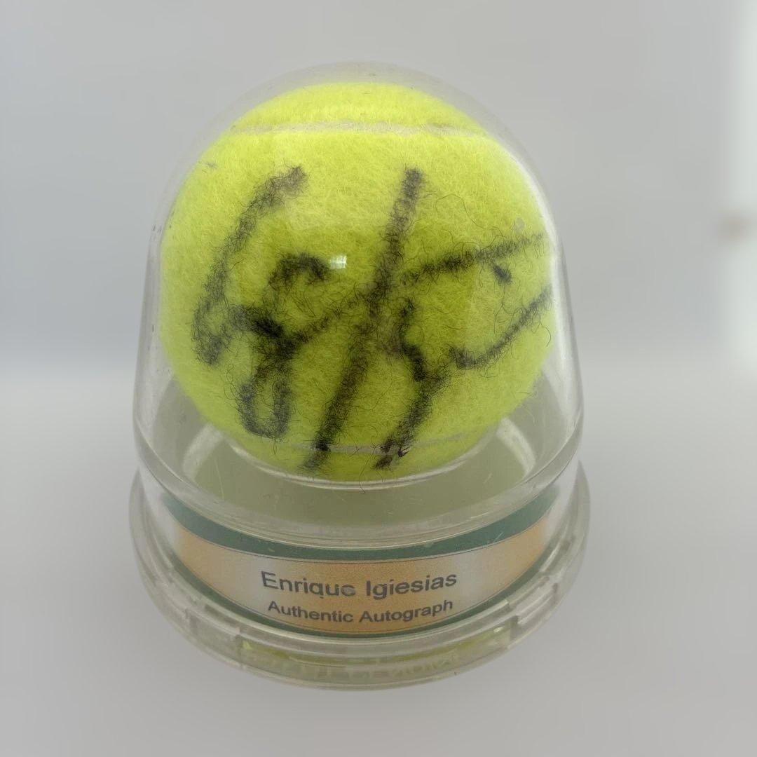 Ace Authentic Enrique Iglesias サインボール