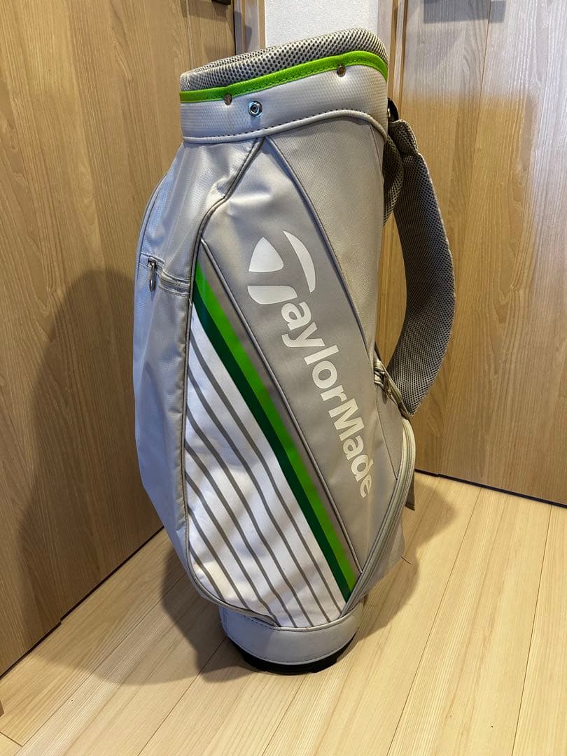 TaylorMade テーラーメイド レディース キャディバッグ 軽量2.3kg