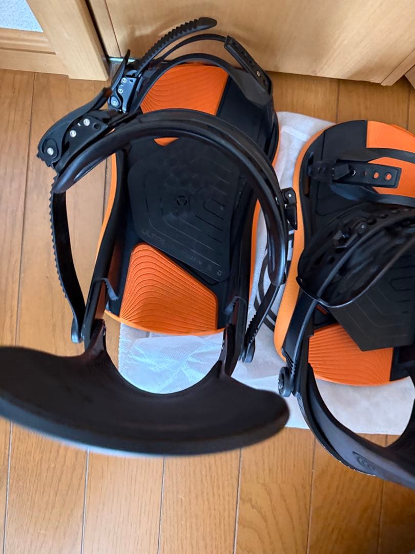 Union ウルトラ　スノーボードビンディング ブラック/オレンジ