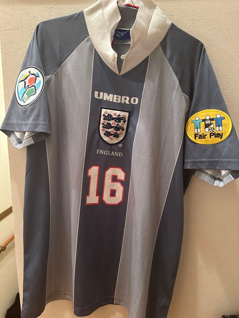 【年末年始セール】UMBRO イングランド代表 ソルキャンベル 16番 シャツ