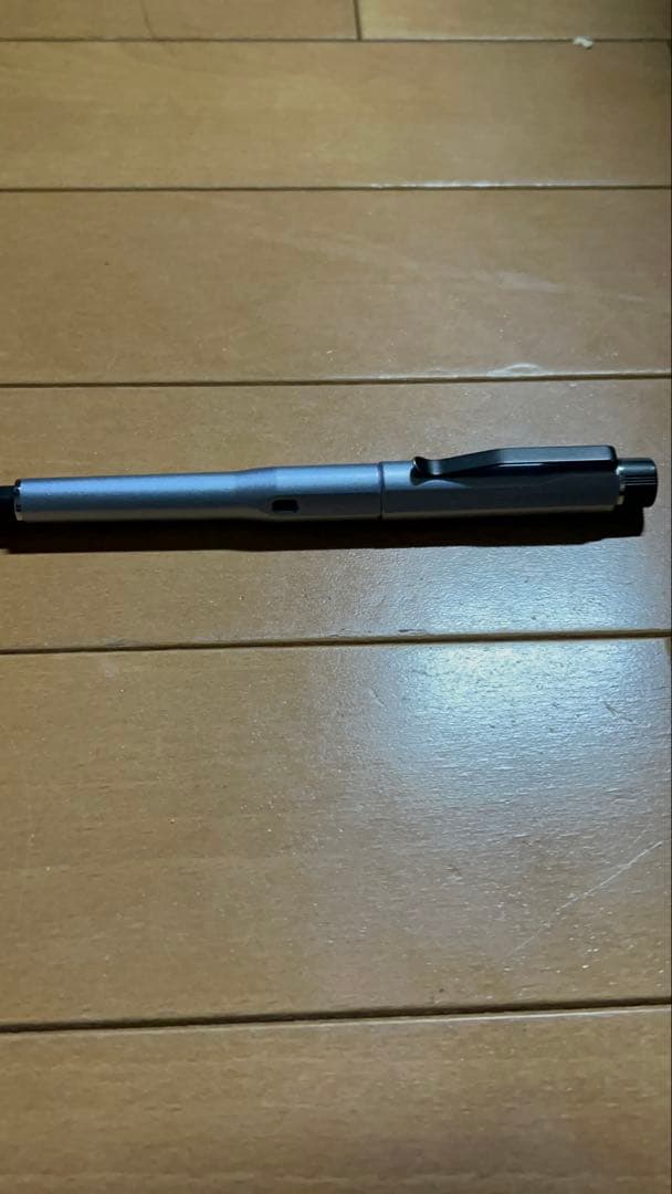 クルトガダイブカスケードブルー