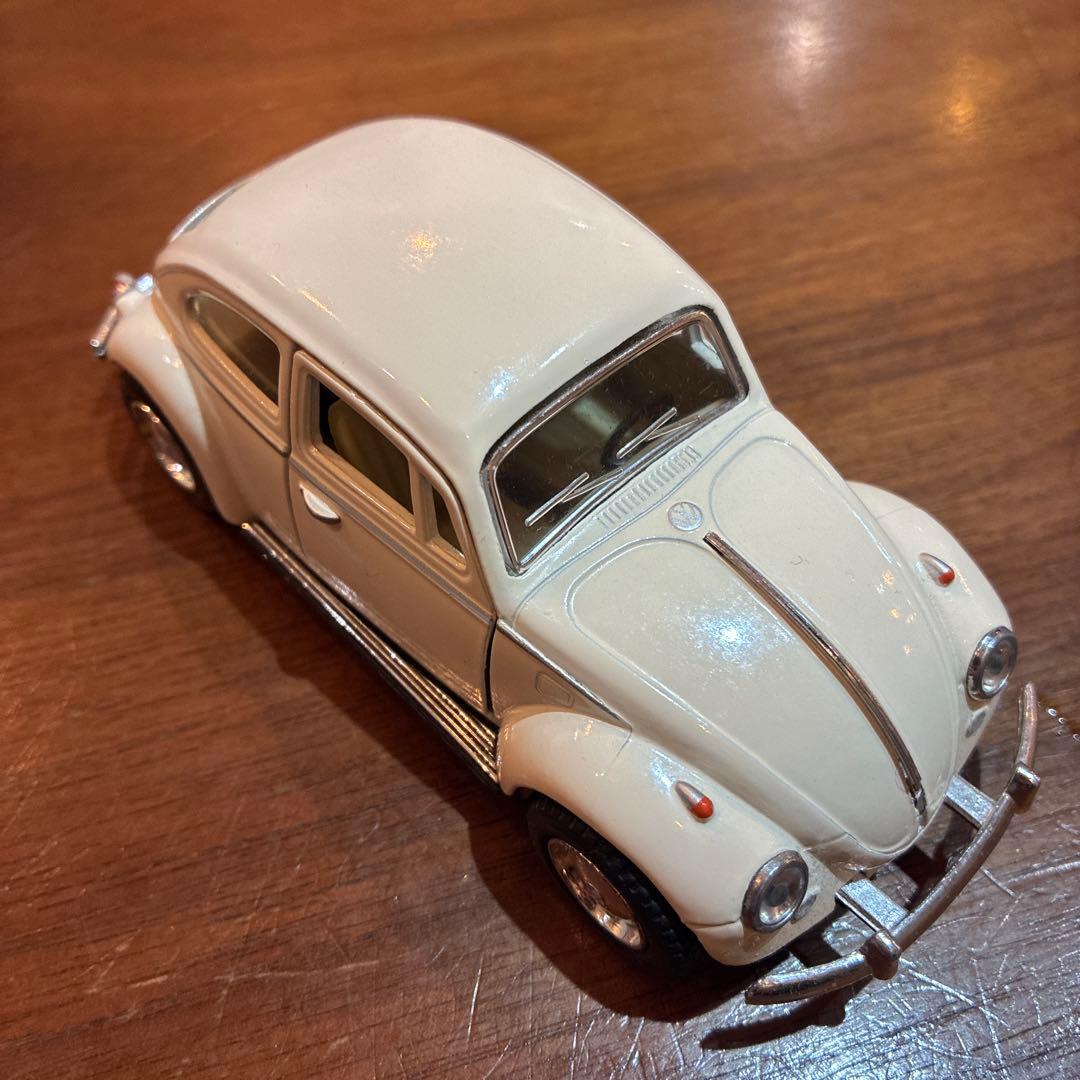 フォルクスワーゲン ビートル ミニカー ホワイト