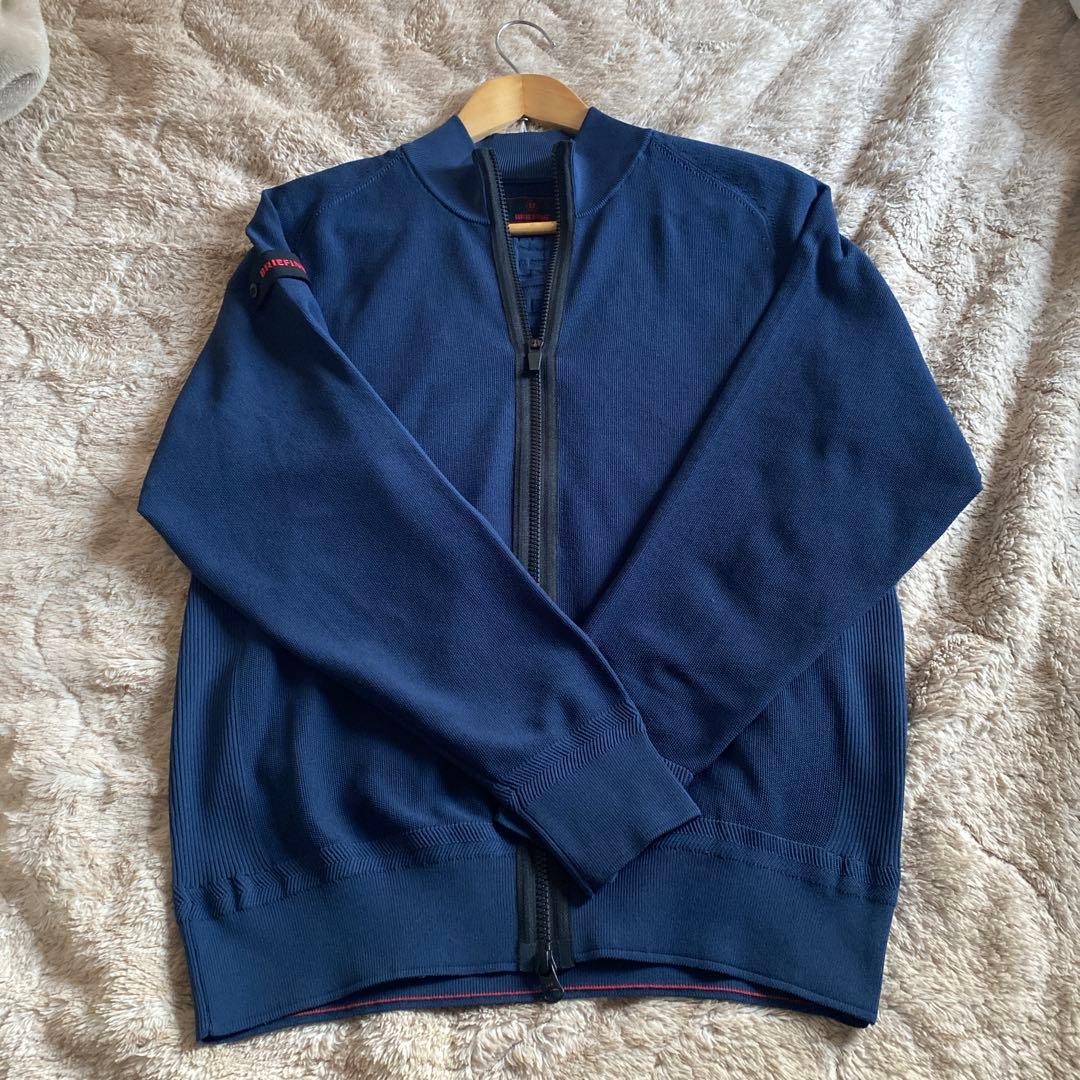 ブリーフィング　ジップアップブルゾン