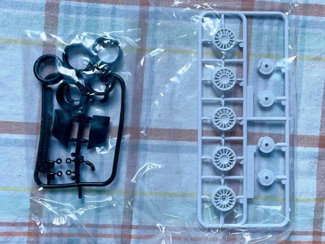 BELKITS 1/24 ヒョンデ i20 WRC 2020モンテカルロ優勝車